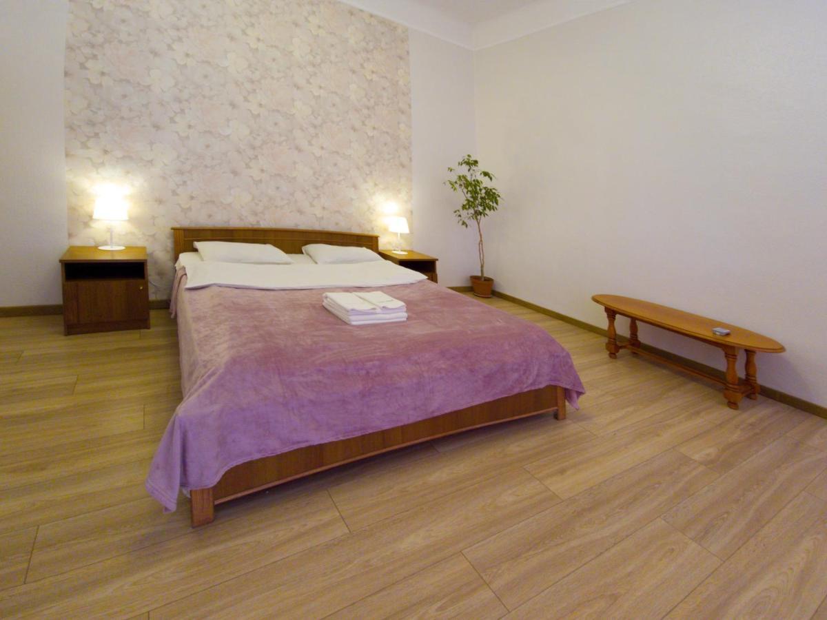 Home-Hotel Apartments On Maidan Nezalezhnosti Square Киев Экстерьер фото