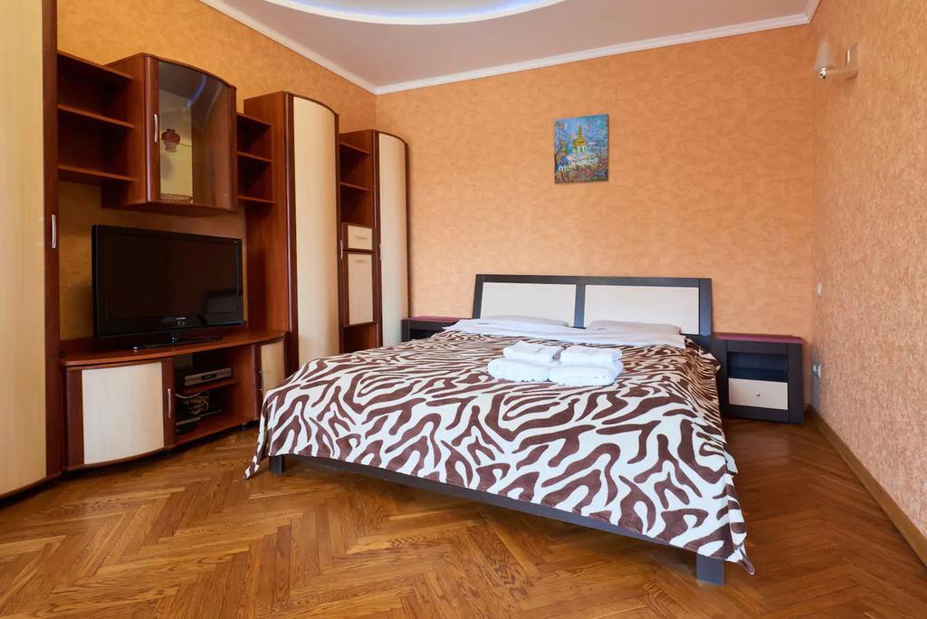 Home-Hotel Apartments On Maidan Nezalezhnosti Square Киев Экстерьер фото